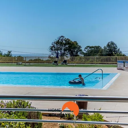 #139 Quinta Da Barracuda C04 Flat By Holidays *